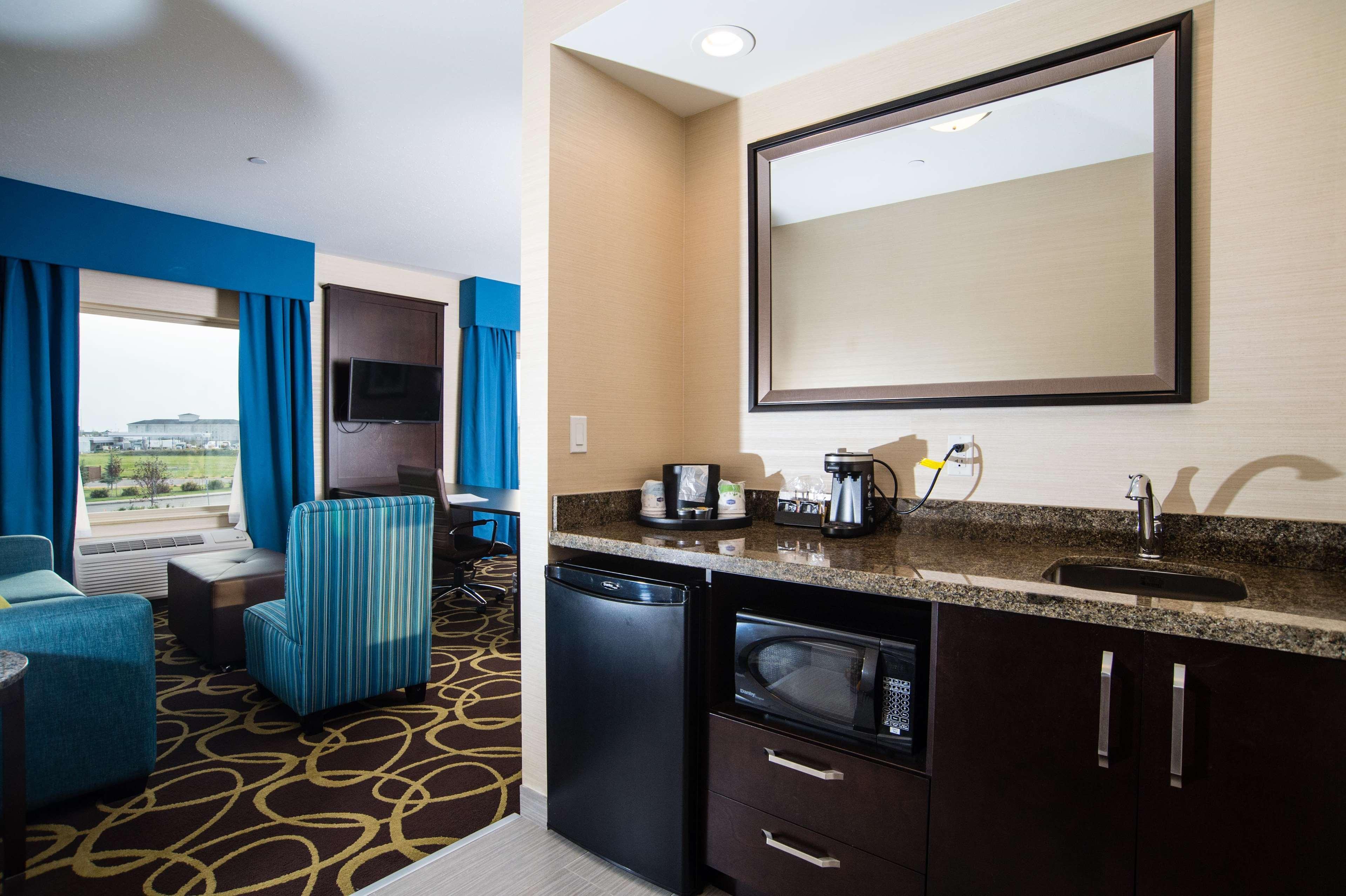 Hampton Inn & Suites East Gate Regina Exteriér fotografie