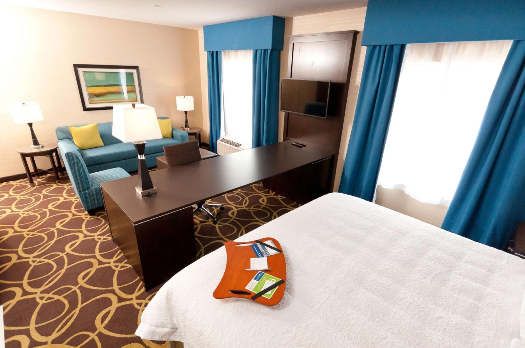Hampton Inn & Suites East Gate Regina Exteriér fotografie